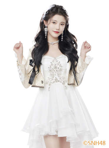 孙珍妮 SNH48 TEAM HII成员 孙珍妮