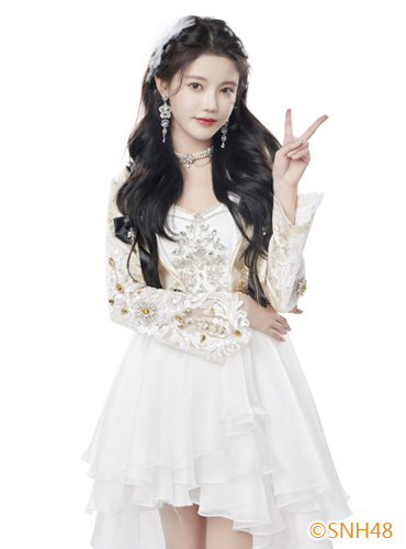 孙珍妮 SNH48 TEAM HII成员 孙珍妮