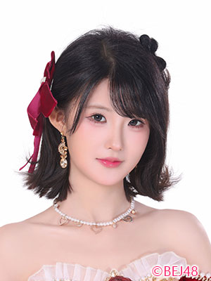 郑依依