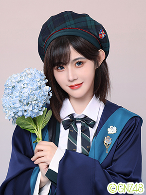 卢静